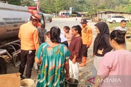 BPBD Bogor kirim 10.000 liter air bersih bagi warga terdampak kekeringan