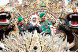 Khofifah: Karnaval Budaya Bakti TNI perkuat persatuan