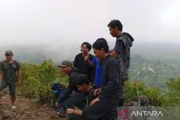 Di bawah kaki karst, aroma sakral iringi langkah menuju warisan dunia