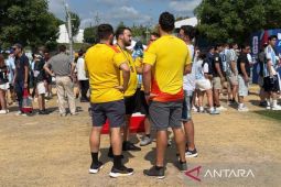 Suporter Kolombia tonton Argentina vs Mesir