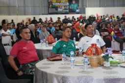 Kodam Hasanuddin gelar bakti sosial sambil nobar Piala Dunia