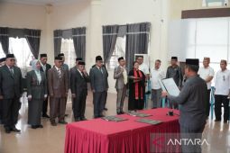 Bupati Gorontalo Utara lantik pejabat struktural di lingkungan pemerintah daerah setempat