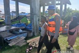 Polres Aceh Barat evakuasi nelayan hilang