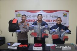 Polres Lamsel bongkar jaringan senjata api ilegal lintas provinsi