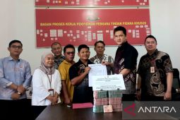 Kejati Babel terima pengembalian kerugian negara Rp451,7 juta dalam kasus dugaan korupsi tambang timah ilegal