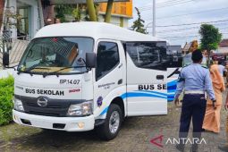 Pemkab Blora segera mengoperasikan bus sekolah bantuan Kemenhub