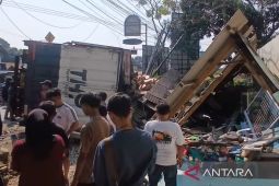 Polresta Cirebon tangani kecelakaan jalur Kuningan-Cirebon akibatkan dua korban tewas
