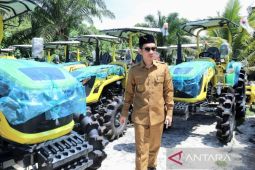Wujudkan ketahanan pangan, Pemkab Aceh Barat terima puluhan traktor dan 200 unit pompa air