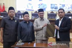 Pemkab Bekasi sepakati draft Raperda P2 APBD 2025