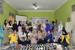 TIm UPB latih PKK Sungai Jawi Dalam, kelola sampah berbasis daur ulang