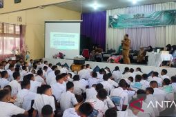 Diskominfo Kota Solok bekali siswa baru hadapi era AI