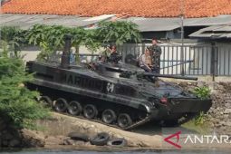 Korps Marinir sertifikasi tank amfibi BMP-3F jaga kesiapan tempur