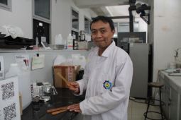 Profesor ITS kembangkan material komposit lokal kurangi impor