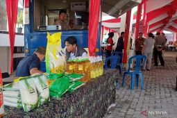 Bulog Bengkulu salurkan 250.000 liter Minyakkita per bulan