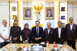 Otto sebut aturan organisasi profesi harus beri kepastian hukum