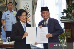 Gubernur Kalteng minta Sekda baru akselerasikan kinerja birokrasi