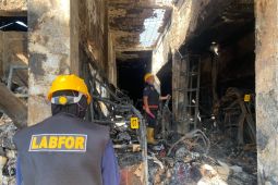 Polres libatkan Bidlabfor Polda Jatim selidiki kebakaran Pasar Agrobis Babat