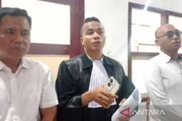 PH Bambang Ghiri: Fakta persidangan smartboard Tebing Tinggi berbeda dengan keterangan saksi