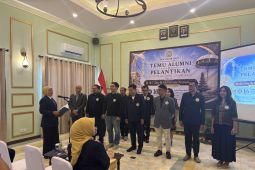 Khofifah minta alumni Airlangga asal Bali kolaborasi dukung program Pemprov Bali