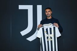 Juventus resmi datangkan bek serba bisa asal Turki Zeki Celik