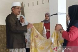 Pemkab Tanjabbar siap fasilitasi pasar produk UMKM kain  pewarna alami