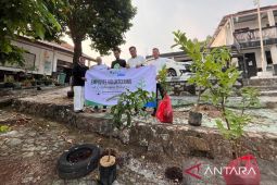 BPJS Ketenagakerjaan Bekasi Deltamas tanam bibit pohon dukung gerakan Go Green
