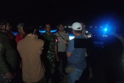 Tim SAR cari wisatawan yang hilang terseret ombak di Pangandaran