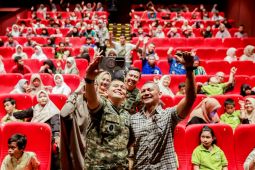 Wawali Kota Bogor ajak nonton puluhan anak istimewa