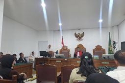 Hakim tolak praperadilan Roy Suryo soal kasus penetapan tersangka