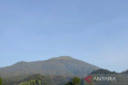TNGC Jabar tegaskan larangan pendaki memasuki kawasan kawah Gunung Ciremai