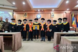 Pendiri Voxpol Center raih gelar doktor di Unair lewat studi pemilih