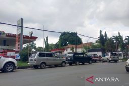 Dishub Jambi turunkan personel tertibkan antrean kendaraan di SPBU