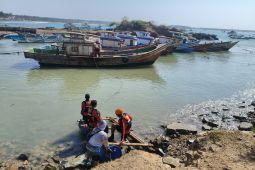 Basarnas Banten cari nelayan Lebak tenggelam di perairan Bagedur Lebak