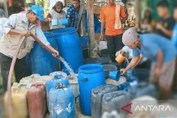 2.585 keluarga di enam desa sekitar Karawang krisis air bersih akibat kemarau