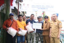 Bantuan perlengkapan Pemkot Pontianak dongkrak penghasilan nelayan