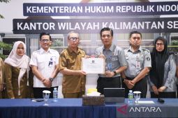 Kemenkum Kalsel harmonisasi RaperbupHST tentang Peta Jalan Pembangunan Kependudukan Daerah
