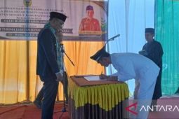 Bupati Sarolangun lantik PAW kepala desa Siliwangi