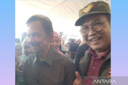 Sultan Brunei sambut hangat Pasangan Lansia Asal Aceh keliling dunia