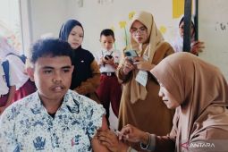 Dinkes P2KB Gorontalo respons cepat KLB campak di Pulau Dudepo