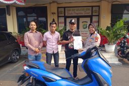 Masyarakat diimbau tak mudah tergiur gadai kendaraan tanpa dasar hukum