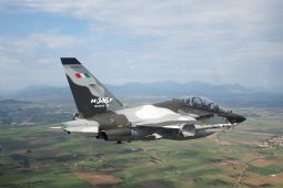 Kemhan beli 12 jet tempur Italia untuk latihan pilot TNI AU