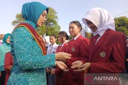 Pemprov Babel bagikan 1,7 juta tablet tambah darah untuk para siswi