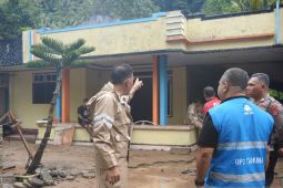 PLN UP3 Tahuna cepat perbaiki listrik dampak longsor di Tamako-Sangihe