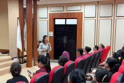 Pemkab Gianyar manfaatkan layanan 129 tangani kekerasan perempuan