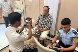 Wujudkan layanan inklusif, Kantor Imigrasi Banda Aceh datangi pemohon sakit di rumah sakit