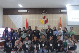Bawaslu Bogor edukasi pelajar SMA/SMK cegah politik uang dan hoaks