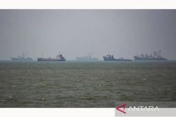 Iran tutup Selat Hormuz bagi negara dukung AS akses aset beku