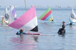 Diikuti ribuan peserta, turnamen perahu layar mini jadi daya tarik utama di Lovina Festival