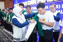 Gubernur optimistis Jatim raih juara umum LKS Nasional 2026