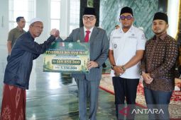 Pemkab Nagan Raya salurkan bantuan Rp149,8 juta untuk 27 lembaga keagamaan